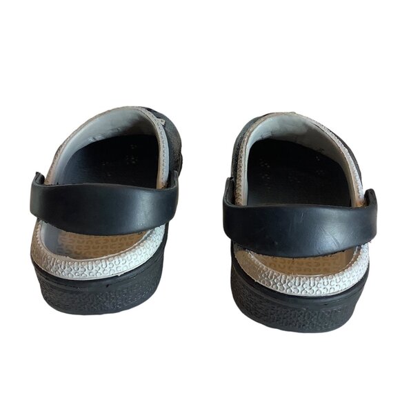 Capelli New York Kids Black Game Over Clogs With Pizza Controller Charms US 7 - Picture 6 of 6
